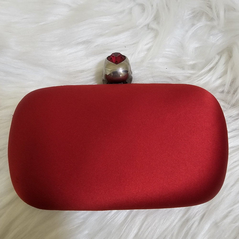 Alexander McQueen Red Silk Heart Skull Box Clutch Limited Edition - Picture 5 of 17